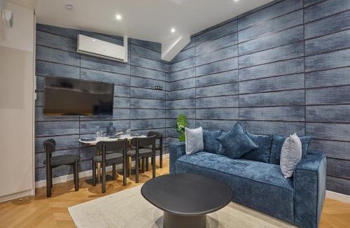 Saint-Germain-des-Pres Apartment | Apartment Saint Germain des Prés by Studio prestige