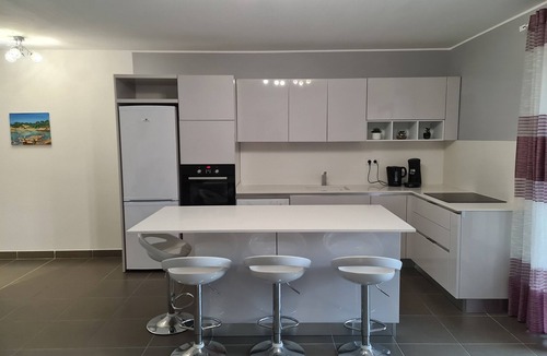 Saint-Florent Apartment | Apartment T2 55 m² terrace 4ps, air conditioning, jacuzzi.
