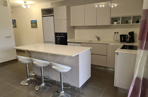 Saint-Florent Apartment | Apartment T2 55 m² terrace 4ps, air conditioning, jacuzzi.
