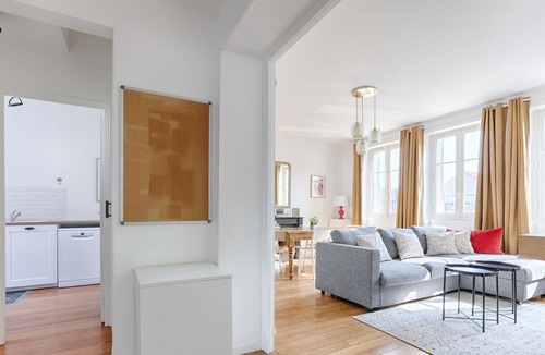 Lagny-sur-Marne Apartment | Apartment with private terrace 15 min from Disney