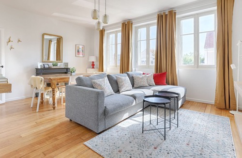 Lagny-sur-Marne Apartment | Apartment with private terrace 15 min from Disney