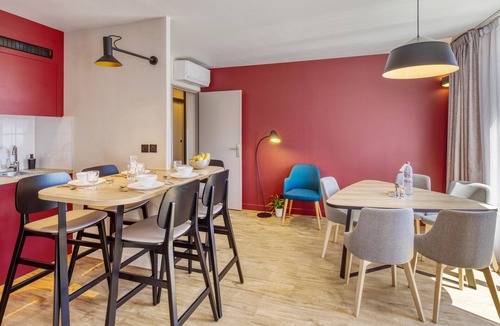 Clichy Apartment | Appart'City Confort Paris Clichy Mairie