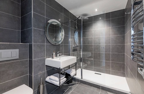 Roissy-en-France Hotel | Appart'city Paris Collection Paris Roissy CDG Airport
