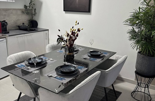 Drancy Apartment | Appart Design Proche Paris, Stade de France Très Calme