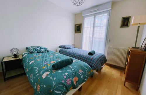 Bussy-Saint-Georges Apartment | Appart familial, proche Disney, Paris