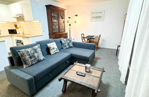 Joinville-le-Pont Apartment | Appart sérénité au Pont de Joinville, Paris