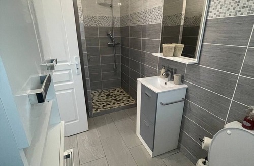 Tremblay-en-France Apartment | Appart T2 Proche Aéroport Roissy