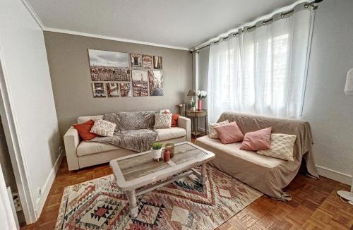 Epinay-sur-Seine Apartment | Appart XL "So cosy"- 4 beds - 8 pax - free Parking - Near Paris