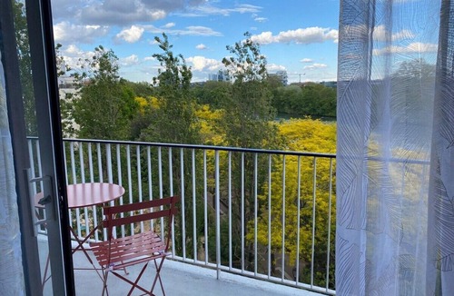 Republique–Point-du-Jour Apartment | Appartement chaleureux Belle vue Proche de Paris