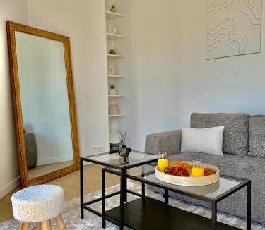 Les Lilas Apartment | Appartement élégant aux portes de Paris