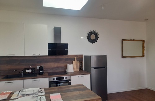 Lagny-sur-Marne Apartment | Appartement 3 Pièces Petit Chateau au Coeur de la Ville. Exceptionnel !