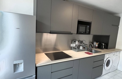 Montrouge Apartment | Appartement 75 m2 Montrouge 3 Pieces/1 à 8 Couchages Paris 14e Porte D'orléans
