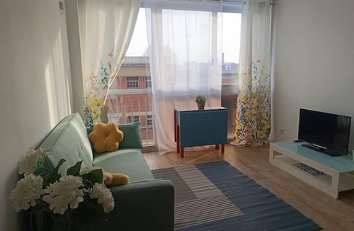Aubervilliers Apartment | Appartement aux Portes de Paris, Métro 12