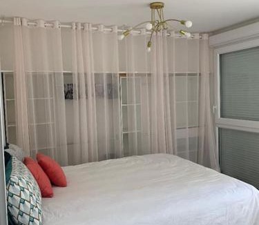 Vaires-sur-Marne Apartment | appartement base nautique et disney