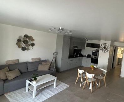 Montfermeil Apartment | Appartement calme