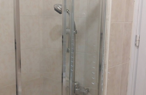 Aubervilliers Apartment | Appartement Cosy à 5 Minutes de Métro Proche Paris Stade de France