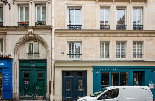 Quartier du Faubourg-Montmartre Apartment | Appartement des Bergères - Welkeys