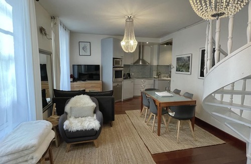 Saint-Gervais Apartment | Appartement Duplex au Cœur de Paris, Dans Le Marais