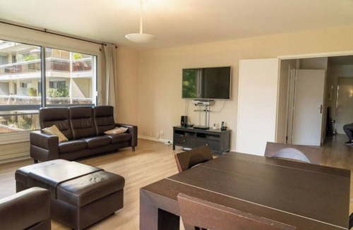 Issy-les-Moulineaux Apartment | Appartement Calme et 2 Parkings s/s à Paris 15