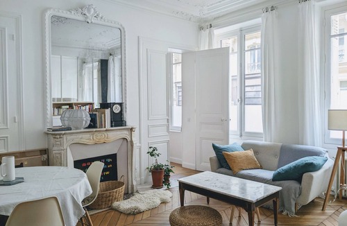 L'Europe Apartment | Appartement Haussmannien Familial
