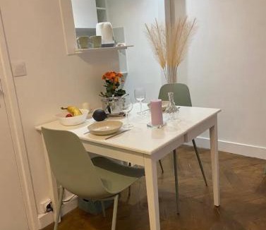 L'Europe House | Appartement moderne Quartier Saint Lazare
