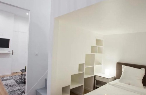 Quartier de la Plaine-de-Monceaux Apartment | Appartement Parc Monceau Pereire