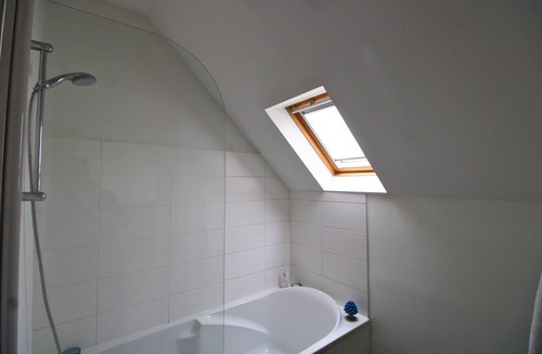 Suresnes Apartment | Appartement Suresnes - 4 pax - View over Paris - Bright - Quiet