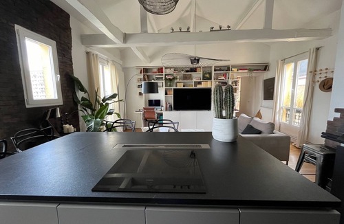 Charonne Apartment | Appartement T3 Idéalement Situé