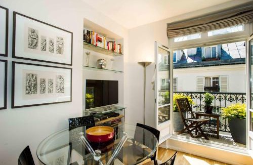 Chaussee-d'Antin Apartment | Appartements Caumartin 64