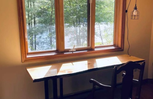 Kearney Cottage | Appealing cottage by the lake