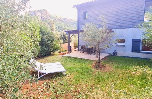 Zonza House | Appt Bruscaghju, 6 pers, 5 min rivière à pieds, 15 min plage en voiture