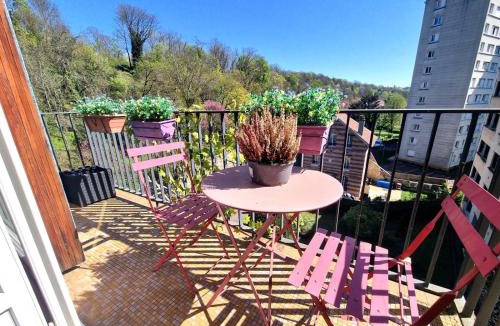 Saint-Maurice Apartment | Appt Cosy Porte Paris parc Fleural et Parking
