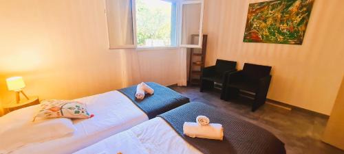 Zonza Villa | Appt Bruscaghju 6 pers 10 min rivière à pieds xx 15 min plage en voiture