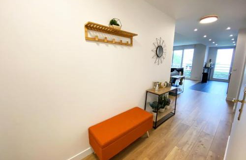 Montevrain Apartment | Apt Val d'Europe - 10 min de Disney - Parking