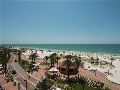 Clearwater Beach Apartment | Aqualea Hyatt Residences Suite 601 condo