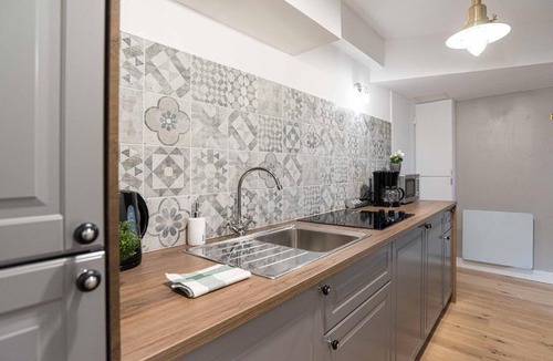 Quartier des Grandes-Carrieres Apartment | Architect's Flat - 44m2 - MontMartre