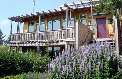 Cramahe House | Architectural gem on 30 acres, rolling hills, 2 hrs from Toronto.