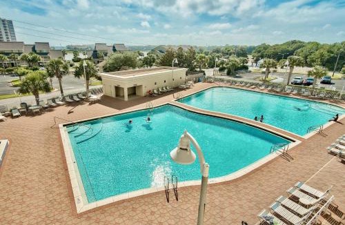 Miramar Beach Apartment | Ariel Dunes I 2009
