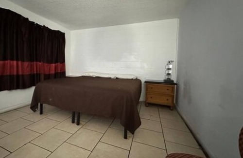 Edgewood Hotel | Arrow Motel By Oyo Near Downtown