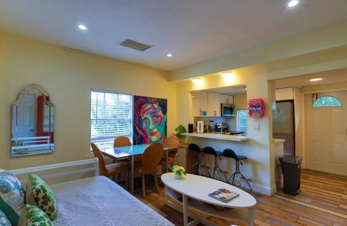 Little Haiti House | Artful 3BR Oasis in little Haiti Miami