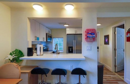 Little Haiti House | Artful 3BR Oasis in little Haiti Miami