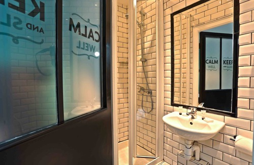 Saint-Lambert Hostel | Arty Paris Porte de Versailles by River - Hostel