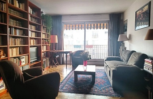 Combat Apartment | Au Coeur du Village Jourdain