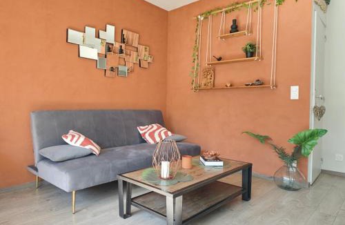 Vanves Apartment | Au jardin suspendu