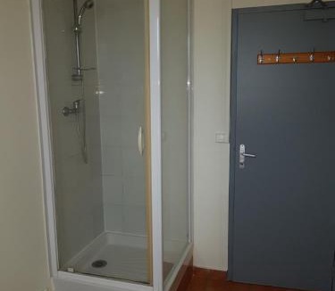 11th Arrondissement Hotel | Au Royal Mad