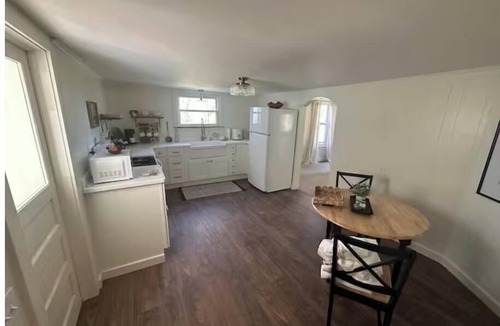 Irvine House | Aunt June’s Farmhouse