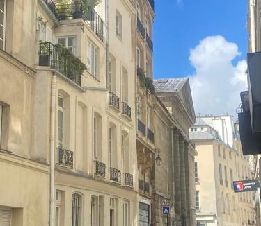 Strasbourg -Saint-Denis Apartment | Aux Terrasses de la Lune