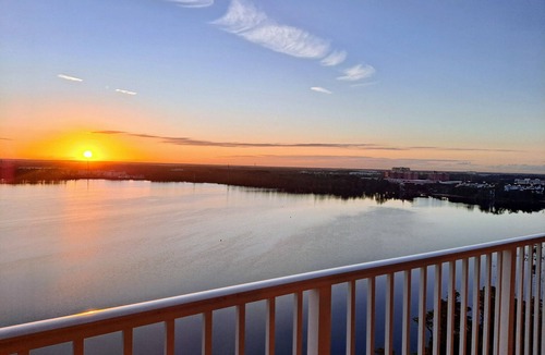 Florida Central Atlantic Coast Condo | AVAILABLE OCT 1-6; 21-25 2.5 BDR 2 BTH 25 FT LAKE VIEW BALCONY & DISNEY FIREWORK