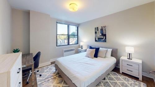 East Falls Apartment | Avenue B234 2Bedroom With Pool, Gym, Parking