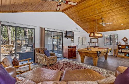 Munds Park House | Awesome Lodgepole Cabin in the Pines!